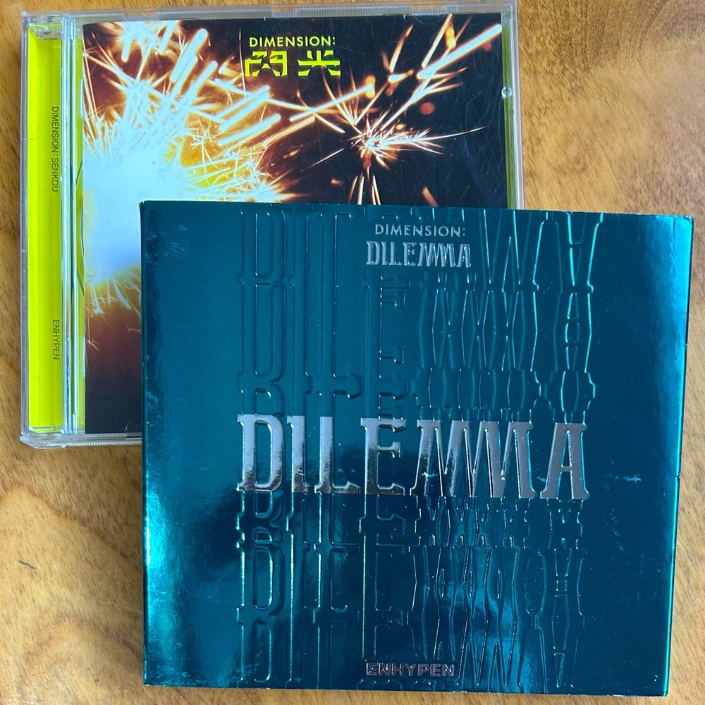 2 Enhypen CDs- Dimension: Dilemma/ Dimension: Flash - Kpop